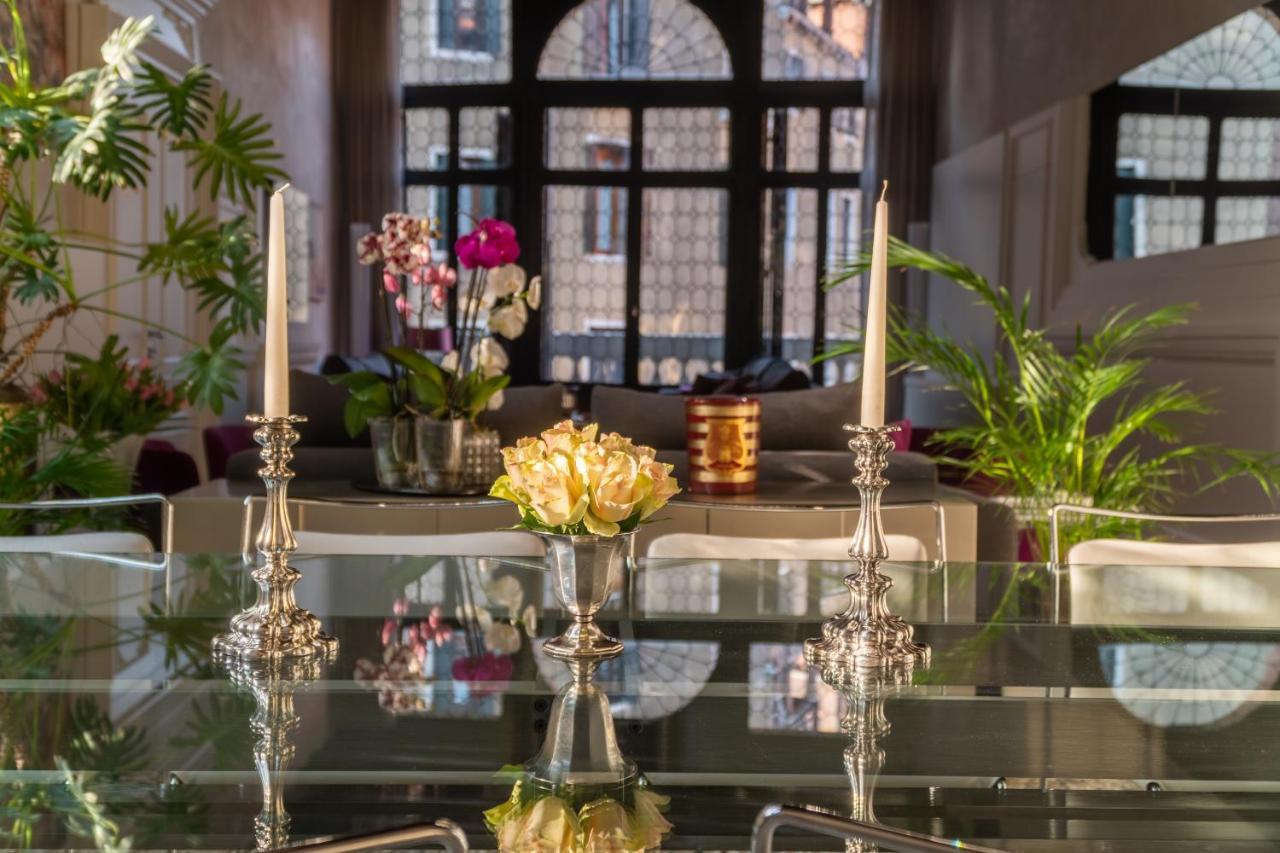 Palazzo Soranzo Noble Floor R&R Apartment เวนิส ภายนอก รูปภาพ